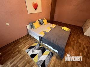 1-к квартира, посуточно, 38м2, 3/6 этаж