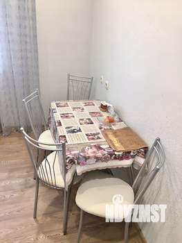 1-к квартира, посуточно, 42м2, 5/10 этаж