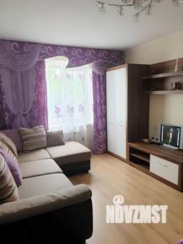 1-к квартира, посуточно, 35м2, 1/10 этаж