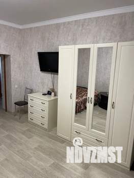 1-к квартира, посуточно, 40м2, 1/3 этаж