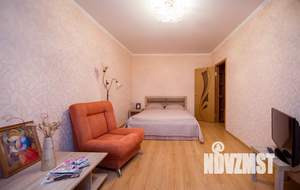 1-к квартира, посуточно, 35м2, 2/10 этаж