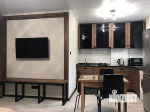 Студия квартира, посуточно, 35м2, 3/6 этаж