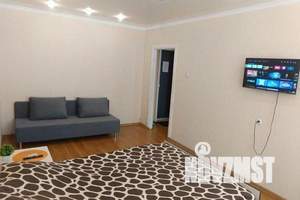 1-к квартира, посуточно, 45м2, 1/9 этаж