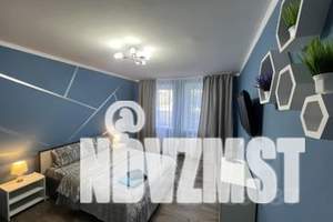 1-к квартира, посуточно, 50м2, 1/18 этаж