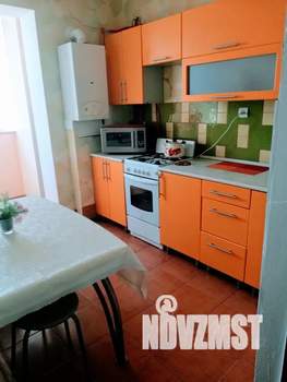 1-к квартира, посуточно, 33м2, 10/10 этаж