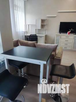 Студия квартира, посуточно, 30м2, 4/14 этаж