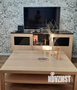 Студия квартира, посуточно, 60м2, 3/15 этаж