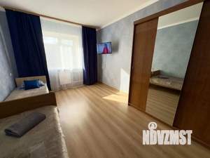 2-к квартира, посуточно, 64м2, 1/1 этаж