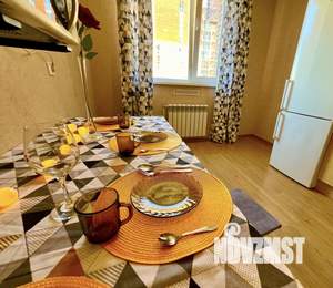 1-к квартира, посуточно, 52м2, 1/1 этаж