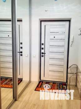 Студия квартира, посуточно, 44м2, 2/10 этаж