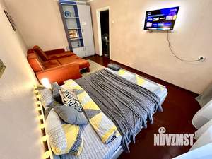 1-к квартира, посуточно, 40м2, 1/6 этаж