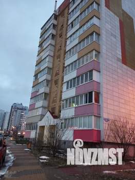 1-к квартира, посуточно, 39м2, 6/9 этаж