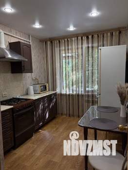 2-к квартира, посуточно, 60м2, 1/9 этаж