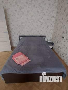 1-к квартира, посуточно, 35м2, 7/10 этаж