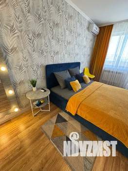 1-к квартира, посуточно, 35м2, 10/10 этаж