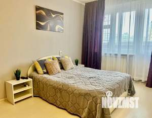 1-к квартира, посуточно, 40м2, 4/7 этаж