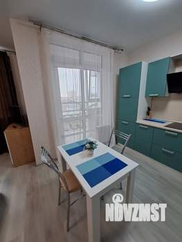 Студия квартира, посуточно, 50м2, 3/8 этаж