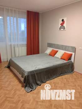 1-к квартира, посуточно, 35м2, 2/10 этаж