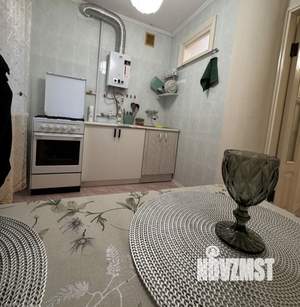 1-к квартира, посуточно, 40м2, 3/6 этаж