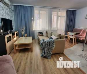 Студия квартира, посуточно, 60м2, 3/15 этаж