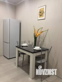 Студия квартира, посуточно, 38м2, 4/15 этаж