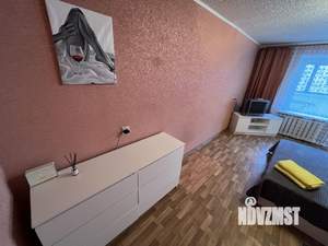 1-к квартира, посуточно, 38м2, 3/6 этаж