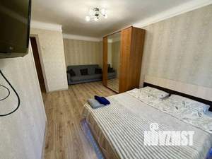 1-к квартира, посуточно, 42м2, 1/1 этаж