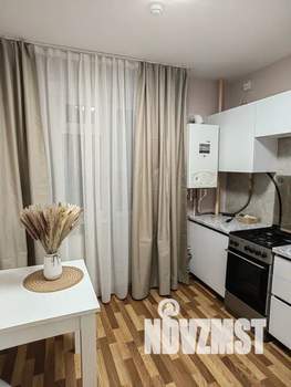 1-к квартира, посуточно, 35м2, 2/10 этаж