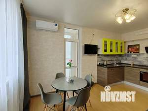 1-к квартира, посуточно, 40м2, 8/8 этаж