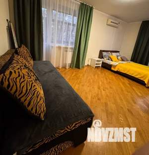 1-к квартира, посуточно, 40м2, 3/5 этаж