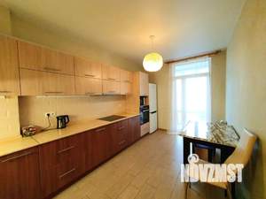 1-к квартира, посуточно, 38м2, 6/18 этаж