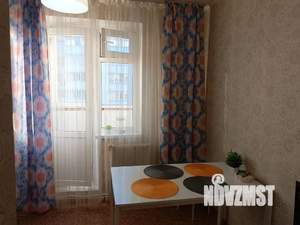 1-к квартира, посуточно, 39м2, 6/9 этаж