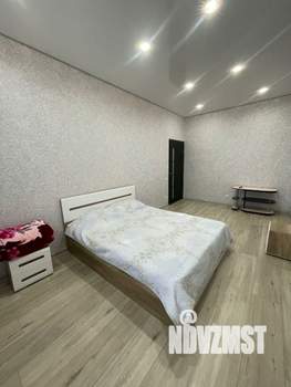 1-к квартира, посуточно, 40м2, 3/10 этаж