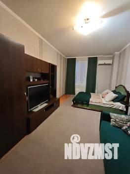 1-к квартира, посуточно, 42м2, 4/13 этаж