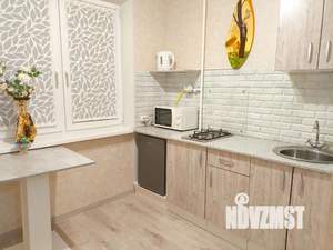 1-к квартира, посуточно, 32м2, 8/9 этаж