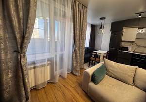 Студия квартира, на длительный срок, 45м2, 8/21 этаж