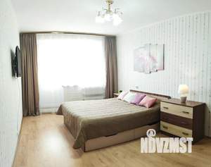 1-к квартира, посуточно, 33м2, 3/10 этаж