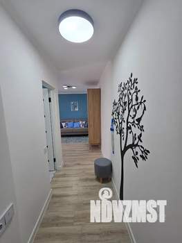 Студия квартира, посуточно, 35м2, 1/5 этаж