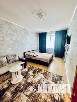 1-к квартира, посуточно, 35м2, 5/10 этаж
