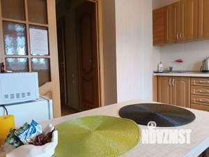 1-к квартира, посуточно, 40м2, 8/10 этаж