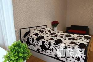 1-к квартира, посуточно, 43м2, 6/9 этаж