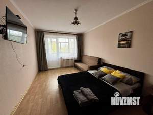 1-к квартира, посуточно, 38м2, 1/1 этаж