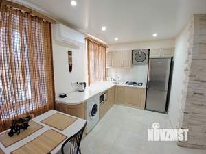 1-к квартира, посуточно, 50м2, 3/5 этаж