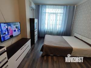 1-к квартира, посуточно, 65м2, 13/17 этаж