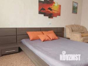 1-к квартира, посуточно, 38м2, 8/10 этаж