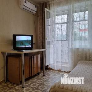 1-к квартира, посуточно, 35м2, 2/10 этаж