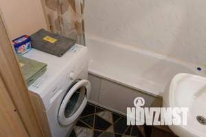 1-к квартира, посуточно, 43м2, 6/9 этаж