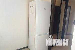 1-к квартира, посуточно, 41м2, 1/10 этаж