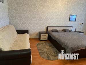 1-к квартира, посуточно, 37м2, 4/9 этаж