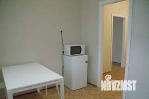 1-к квартира, посуточно, 38м2, 2/9 этаж